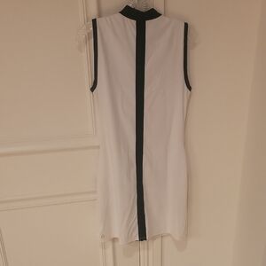 Kinona White and Black Backless Dress